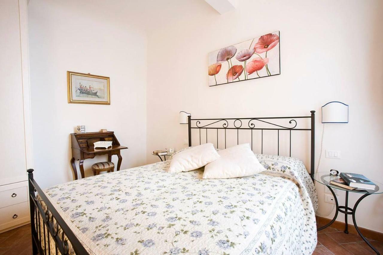 Ellen'S Cozy Apartment ฟลอเรนซ์ ภายนอก รูปภาพ